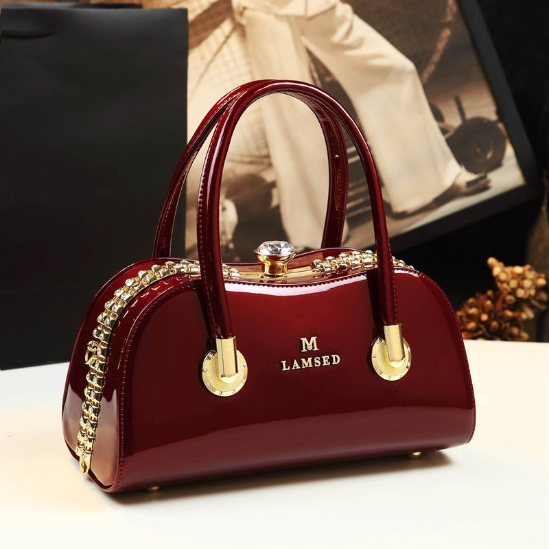 Simple Handbag for Middle-Aged Women