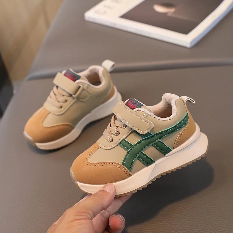 New Arrival Children Sport Men Shoes Wholesale Baby First Walking Footwear for Girls School Type Casual Kids Retro Sneakers Boys