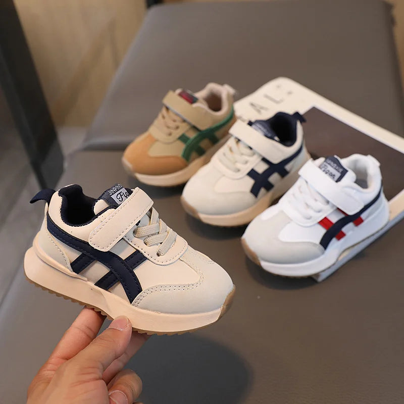New Arrival Children Sport Men Shoes Wholesale Baby First Walking Footwear for Girls School Type Casual Kids Retro Sneakers Boys