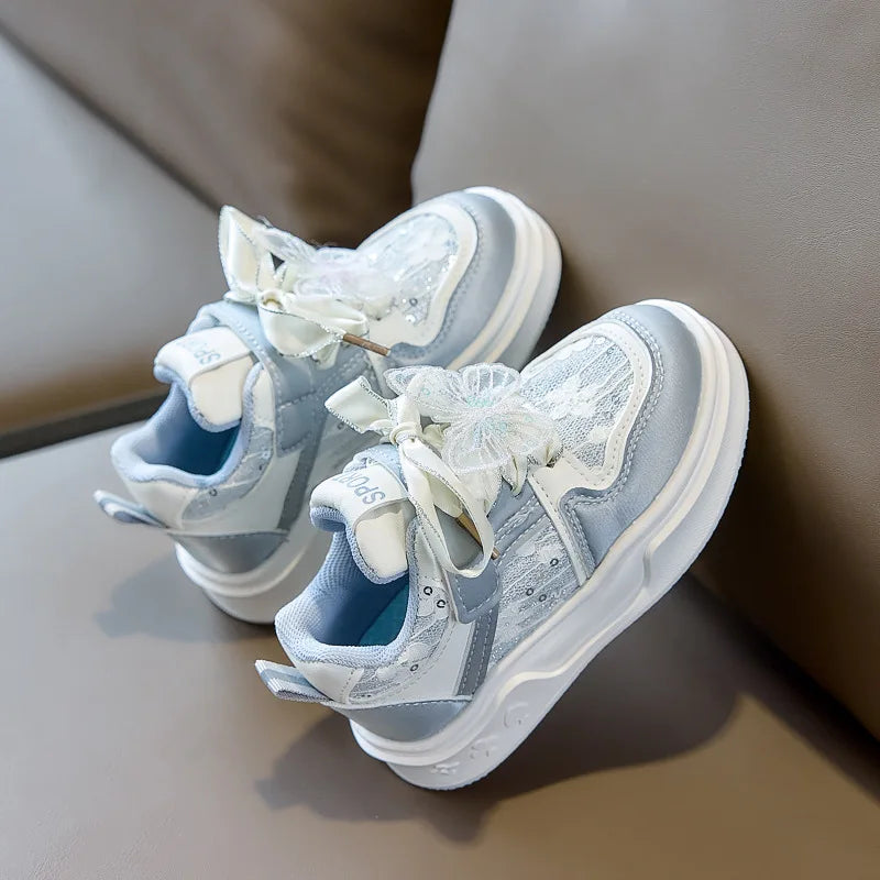 Girls' Butterfly Sneakers 2026 Spring New Children's Soft Sole Breathable Non-Slip Hook Loop Closure Casual Baby Korean Style