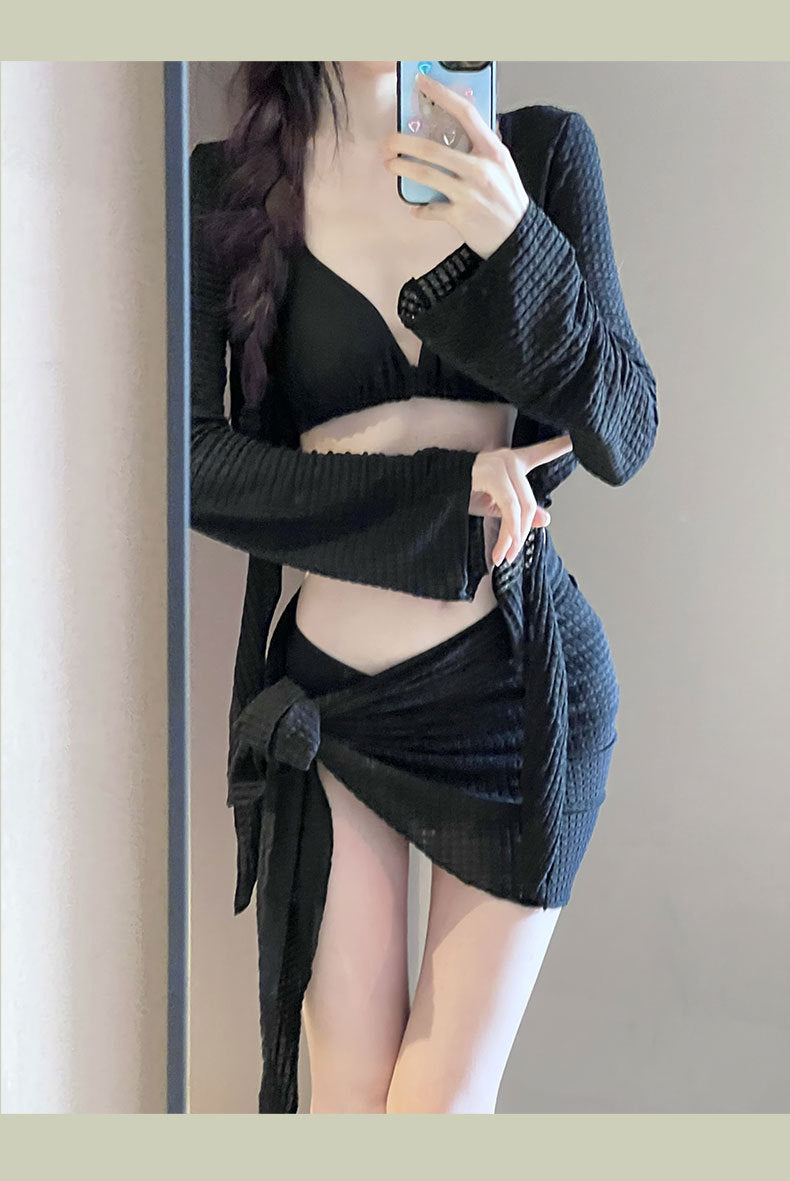 Bikini Swimsuit for Women 2025 New Four-Piece Set High-End Sexy Split Long-Sleeved Swimsuit for Women Pure Color Hot Spring