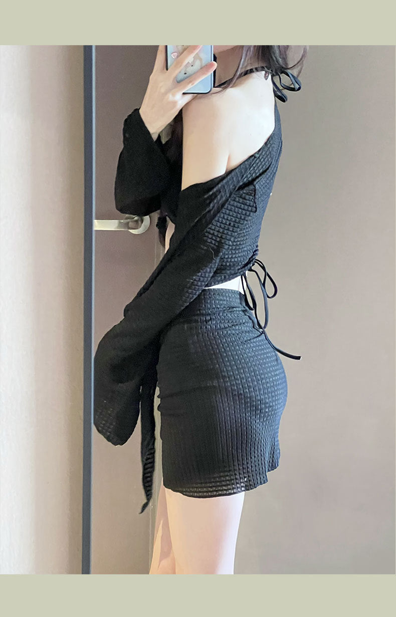 Bikini Swimsuit for Women 2025 New Four-Piece Set High-End Sexy Split Long-Sleeved Swimsuit for Women Pure Color Hot Spring