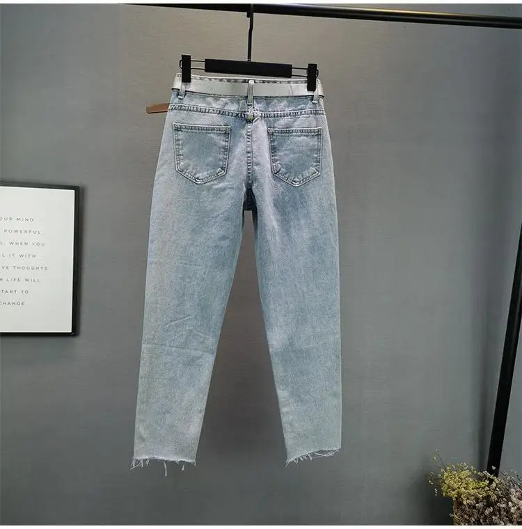 Heavy industry Diamond studded ripped Jeans Women's Street wear 2026 Summer New Loose Nine point Pants Casual Denim Trousers
