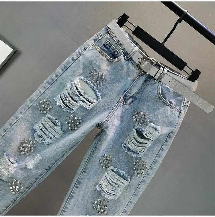 Heavy industry Diamond studded ripped Jeans Women's Street wear 2026 Summer New Loose Nine point Pants Casual Denim Trousers