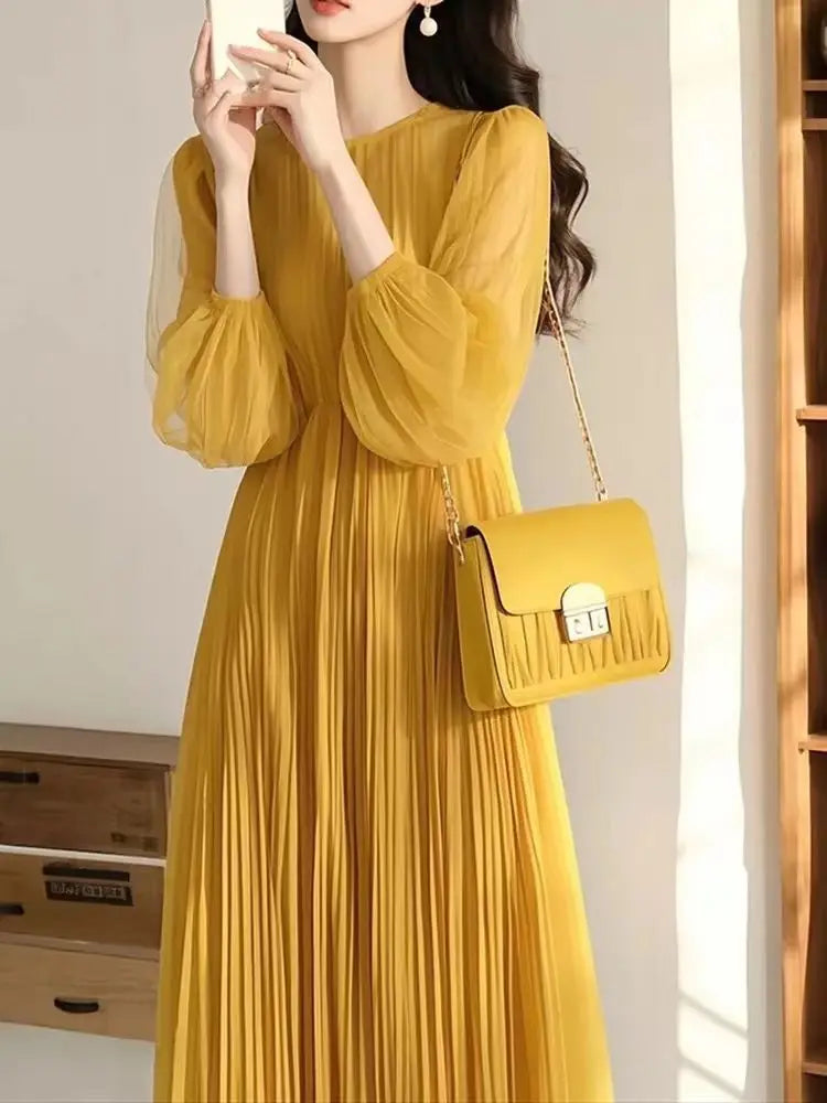 French Dress For Women Spring 2025 High-End Loose And Blue Chiffon Round Neck Long Sleeved Pleated Dress w531