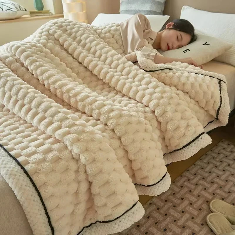 Coral Fleece Warm Blanket Autumn And Winter Soft Flannel Double-Sided Thick Golden Turtle Fleece Suitable For Bedroom Blankets