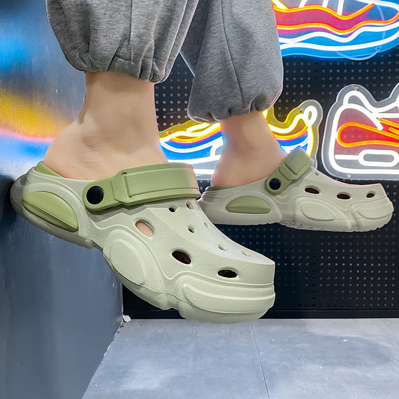 Men's Casual Sandals 2026 Summer Thick-Soled Non-Slip Breathable Closed Toe Beach Slippers Lightweight Comfort Shoes