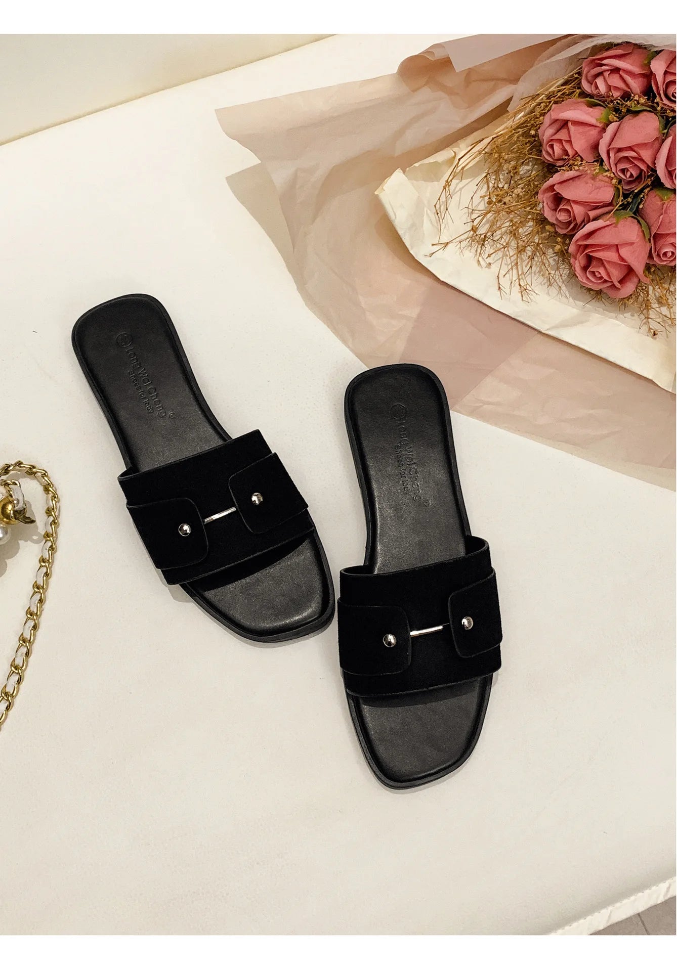 Womens slippers summer elegant versatile casual breathable anti-slip suitable outdoor travel beach activities flat shoes sandals