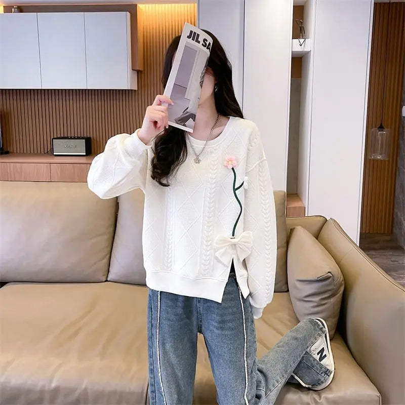 Fashionable Round Neck Sweatshirt for Women 2025 New Spring and Autumn Loose and Versatile Thin Pullover Short Versatile Top