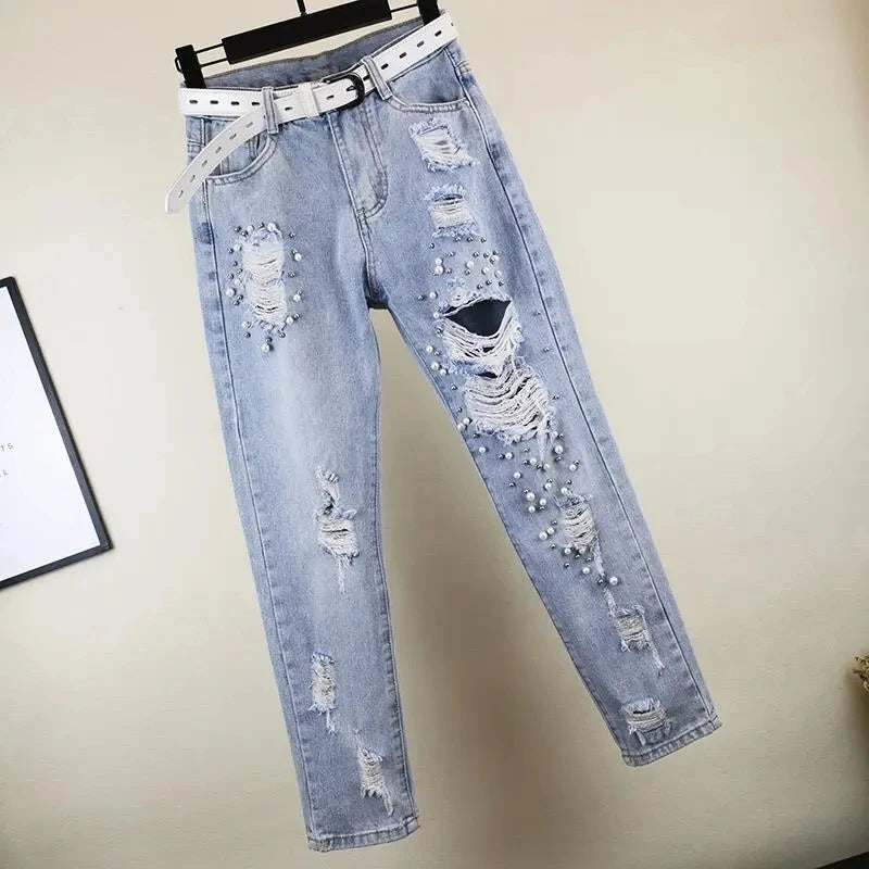 Heavy industry Diamond studded ripped Jeans Women's Street wear 2026 Summer New Loose Nine point Pants Casual Denim Trousers