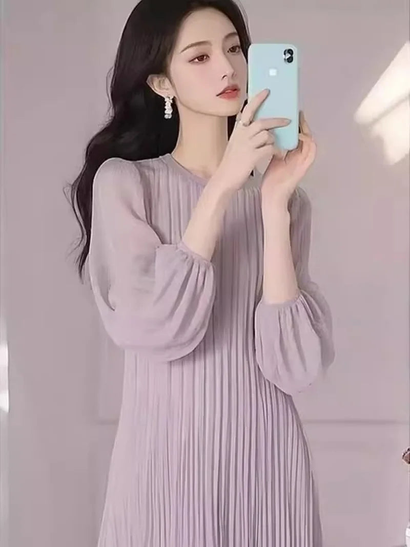 French Dress For Women Spring 2025 High-End Loose And Blue Chiffon Round Neck Long Sleeved Pleated Dress w531