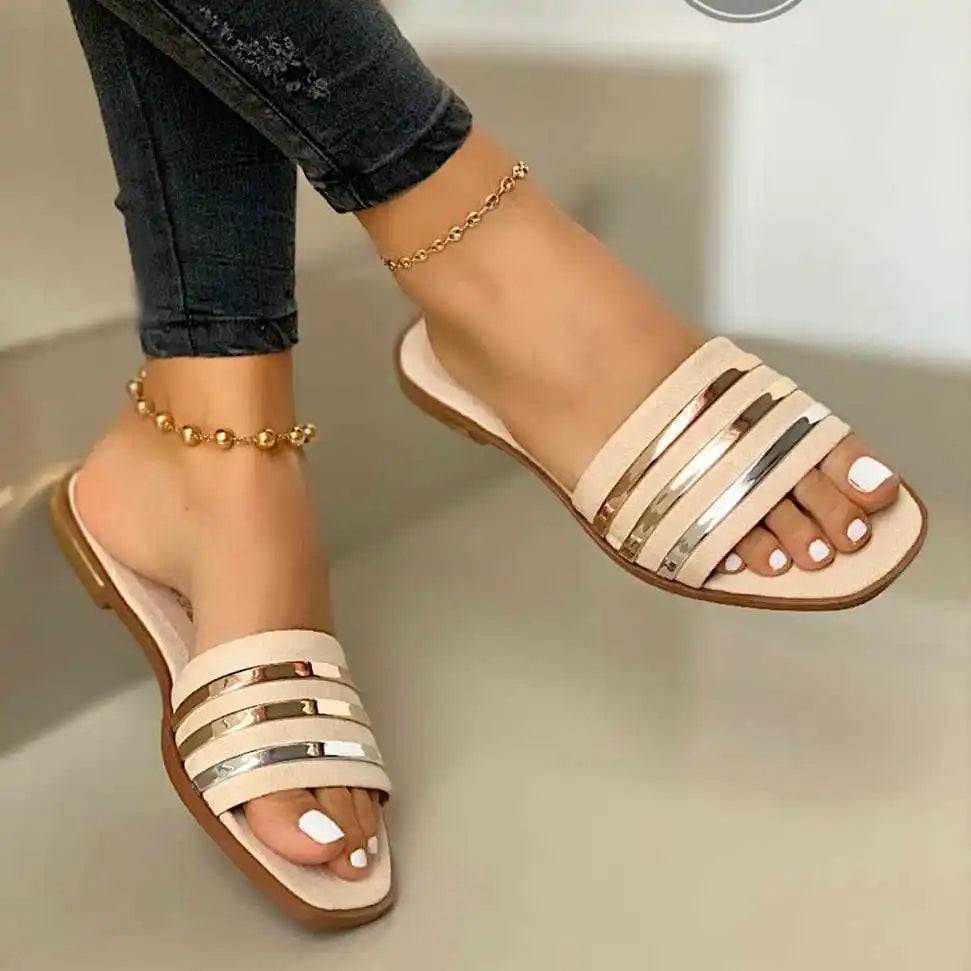 Fashion Summer Slippers Women Luxury Beach Flip Flops Female Flat Sandals Trend Design Slides Plus Size 43 Soft Non-Slip Casuals