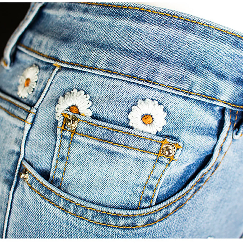 Ladies Daisy Embroidered Denim Pants Women's New Chic Long Fashion Personality Classic Versatile Flared Jean Trousers for Women