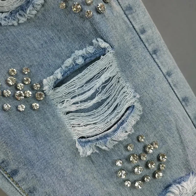 Heavy industry Diamond studded ripped Jeans Women's Street wear 2026 Summer New Loose Nine point Pants Casual Denim Trousers