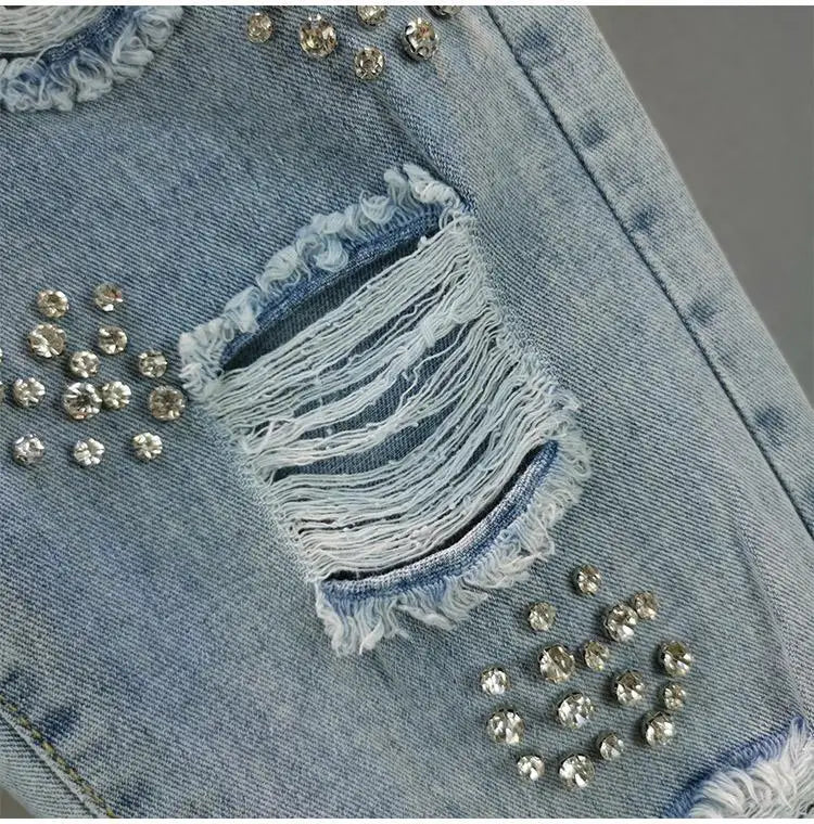 Heavy industry Diamond studded ripped Jeans Women's Street wear 2026 Summer New Loose Nine point Pants Casual Denim Trousers