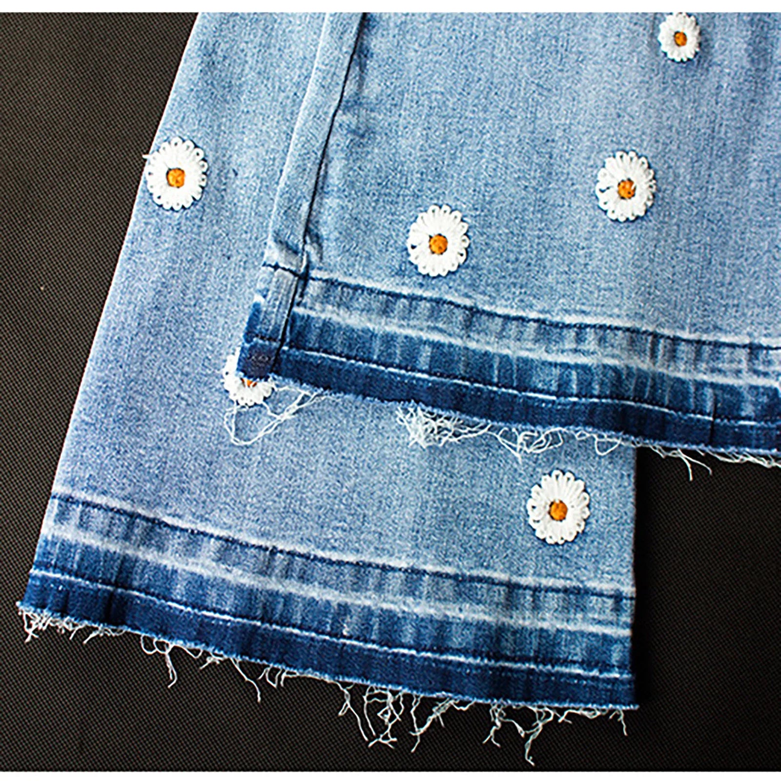 Ladies Daisy Embroidered Denim Pants Women's New Chic Long Fashion Personality Classic Versatile Flared Jean Trousers for Women