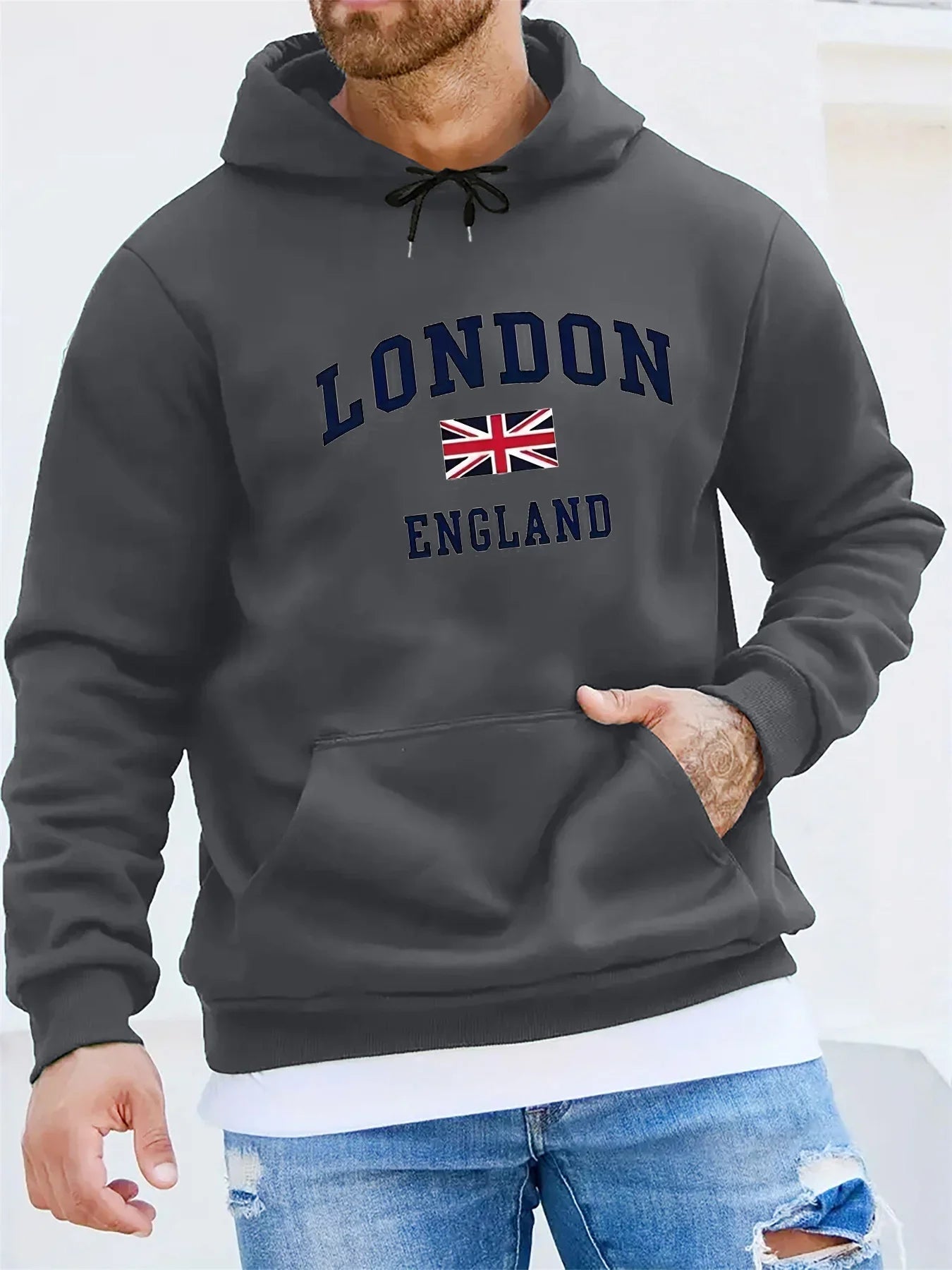 Men's autumn and winter casual and fashionable loose hooded sweatshirt, printed long-sleeved warm pullover
