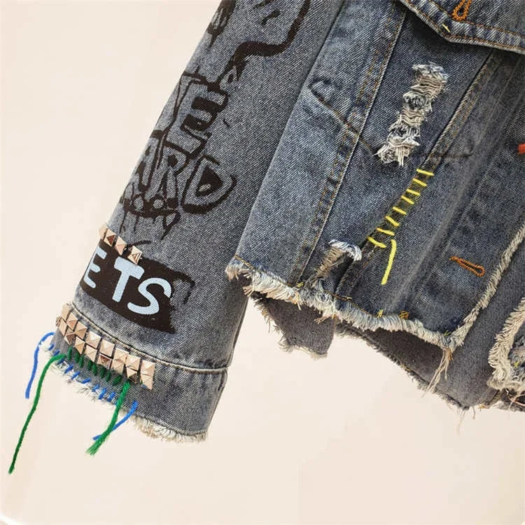 2026 Spring Autumn Women Street Fashion Graffiti Denim Jacket Female Short Frayed Raw Cut Rivet Jacket Fringe Jean Coat Outwear