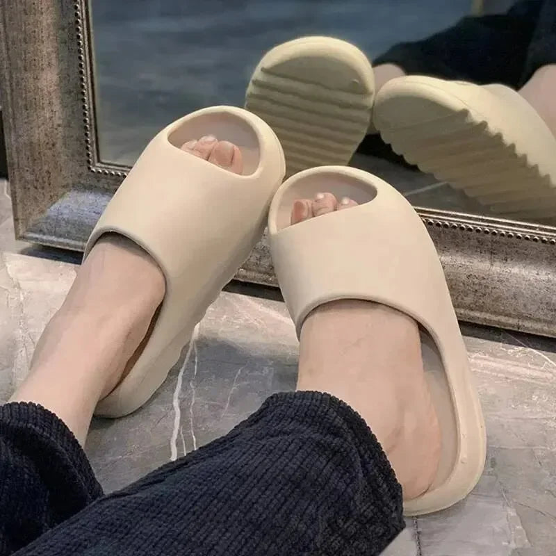 Summer Women Slippers Men Sandals Casual Beach Shoes Soft Bottom Slides Thick Platform EVA Anti-Slip Home Slippers Chaussure