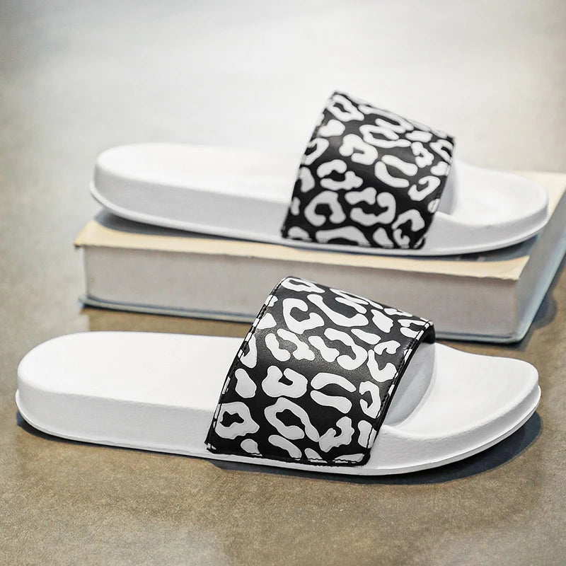 Summer Fashion Men Slippers Comfort Women Sandals Non-slip Indoor Home Bathroom Slides Garden Shoes Outdoor Beach Casual Shoes