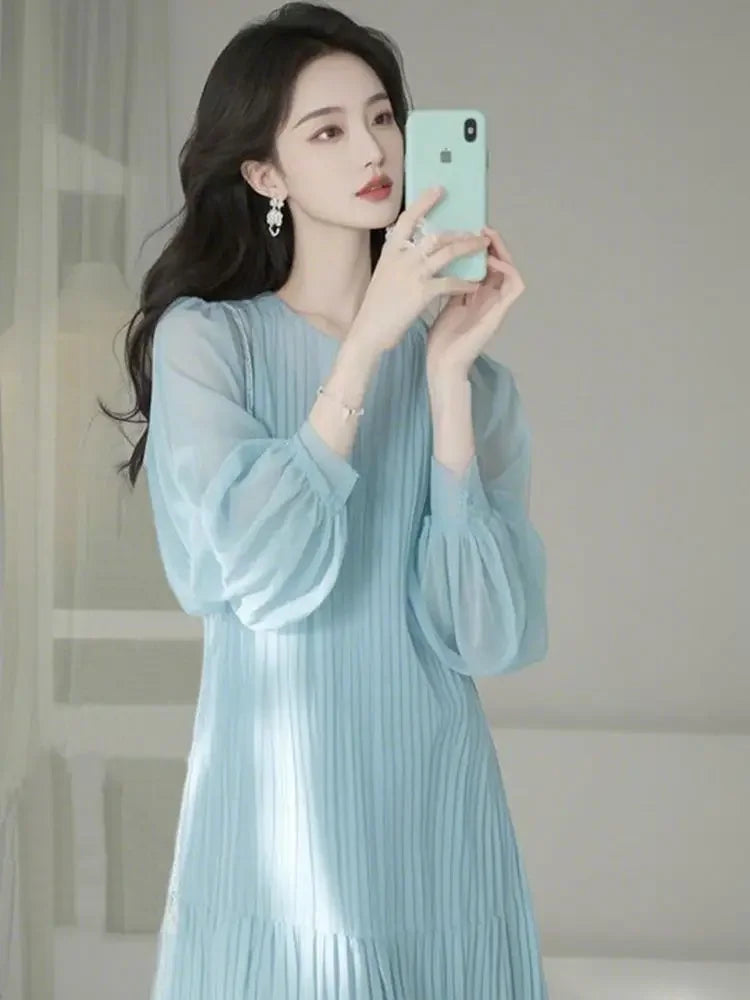 French Dress for Women with Exquisite High-end Feel Loose Slim Blue Chiffon Round Neck Long-sleeved Skirt