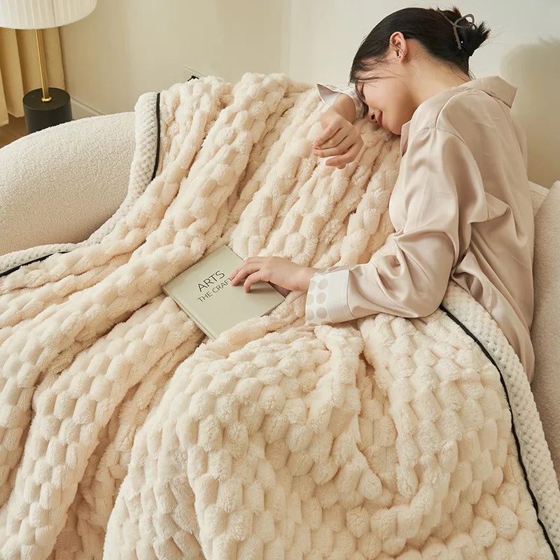 Coral Fleece Warm Blanket Autumn And Winter Soft Flannel Double-Sided Thick Golden Turtle Fleece Suitable For Bedroom Blankets