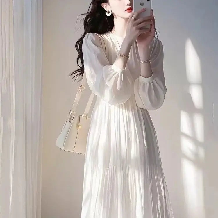 French Dress For Women Spring 2025 High-End Loose And Blue Chiffon Round Neck Long Sleeved Pleated Dress w531