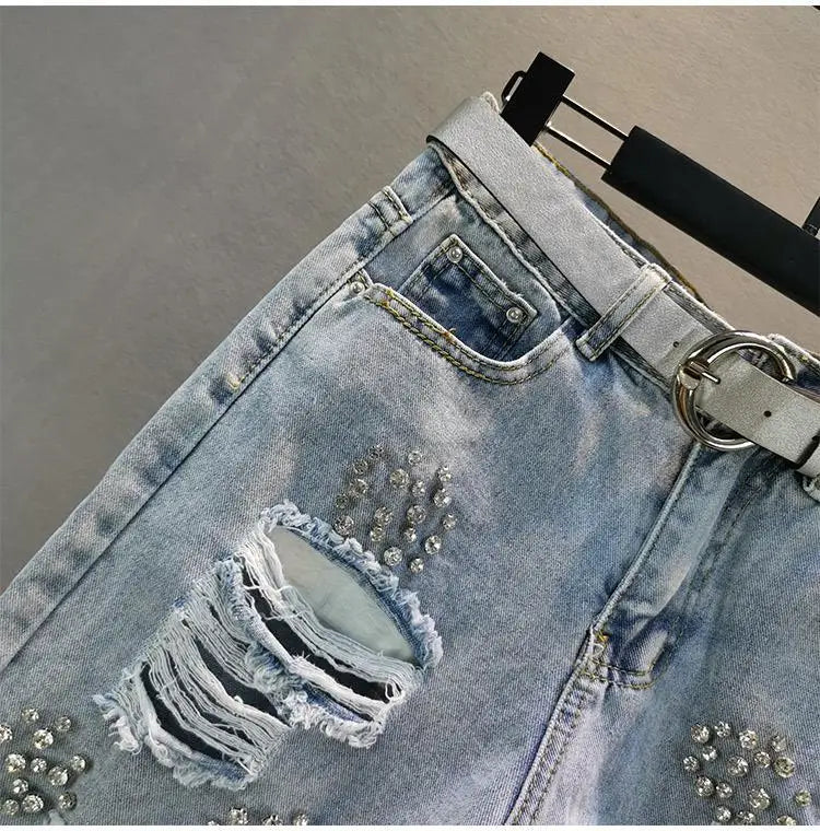 Heavy industry Diamond studded ripped Jeans Women's Street wear 2026 Summer New Loose Nine point Pants Casual Denim Trousers