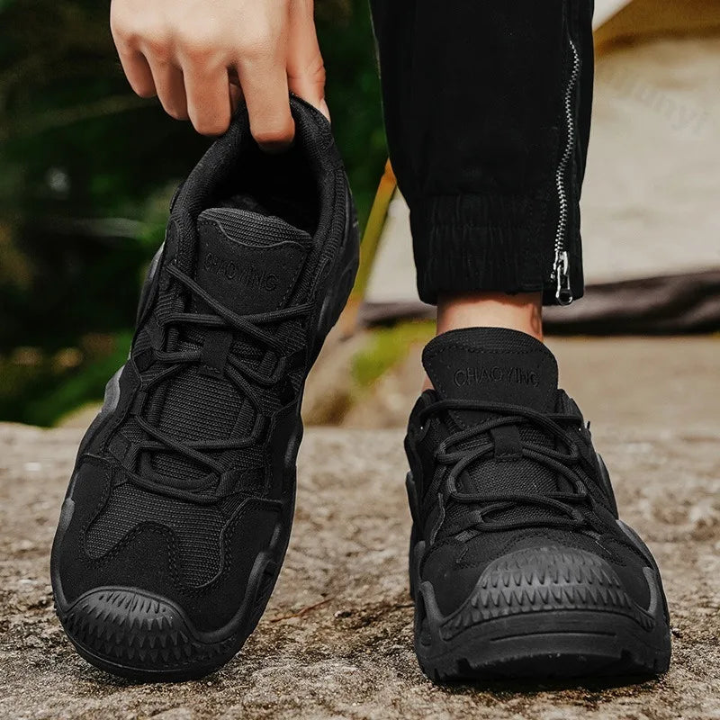 Men Sneakers 2025 Autumn New Outdoor Hiking Shoes Retro Platform Non-slip Casual Sneakers Lace-up Climbing Shoes Sports Shoes