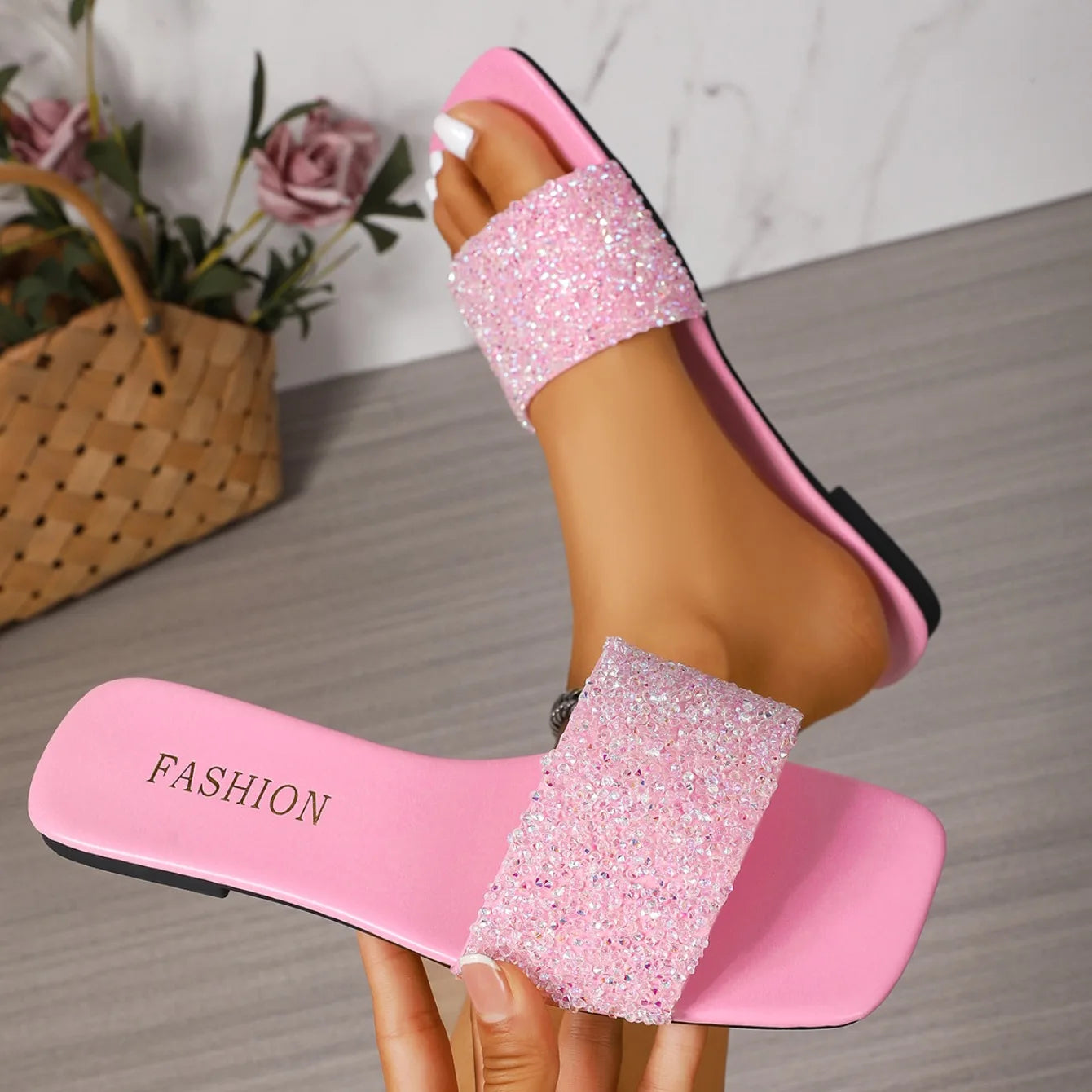 Women Slippers  Platform Flats Outdoor Slippers2025 New Summer Fashion Sandals Fashion Beach Slippers Thick Sole Slides Women
