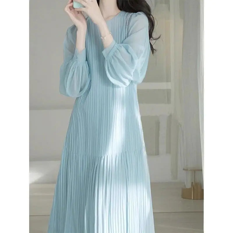 French Dress For Women Spring 2025 High-End Loose And Blue Chiffon Round Neck Long Sleeved Pleated Dress w531