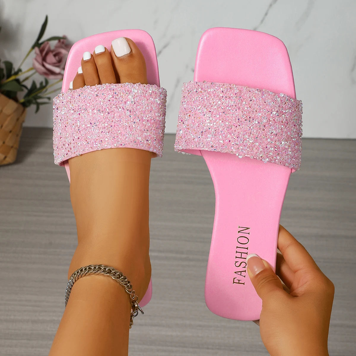 Women Slippers  Platform Flats Outdoor Slippers2025 New Summer Fashion Sandals Fashion Beach Slippers Thick Sole Slides Women